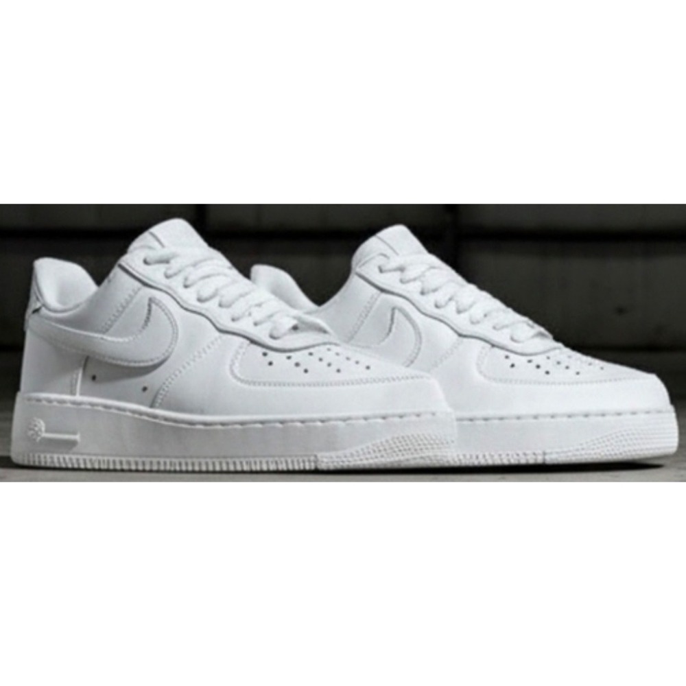Nike Air Force 1 Low Triple White Mens Sneakers CW2288-111 AF1 Low Top 1x worn - Picture 3 of 13